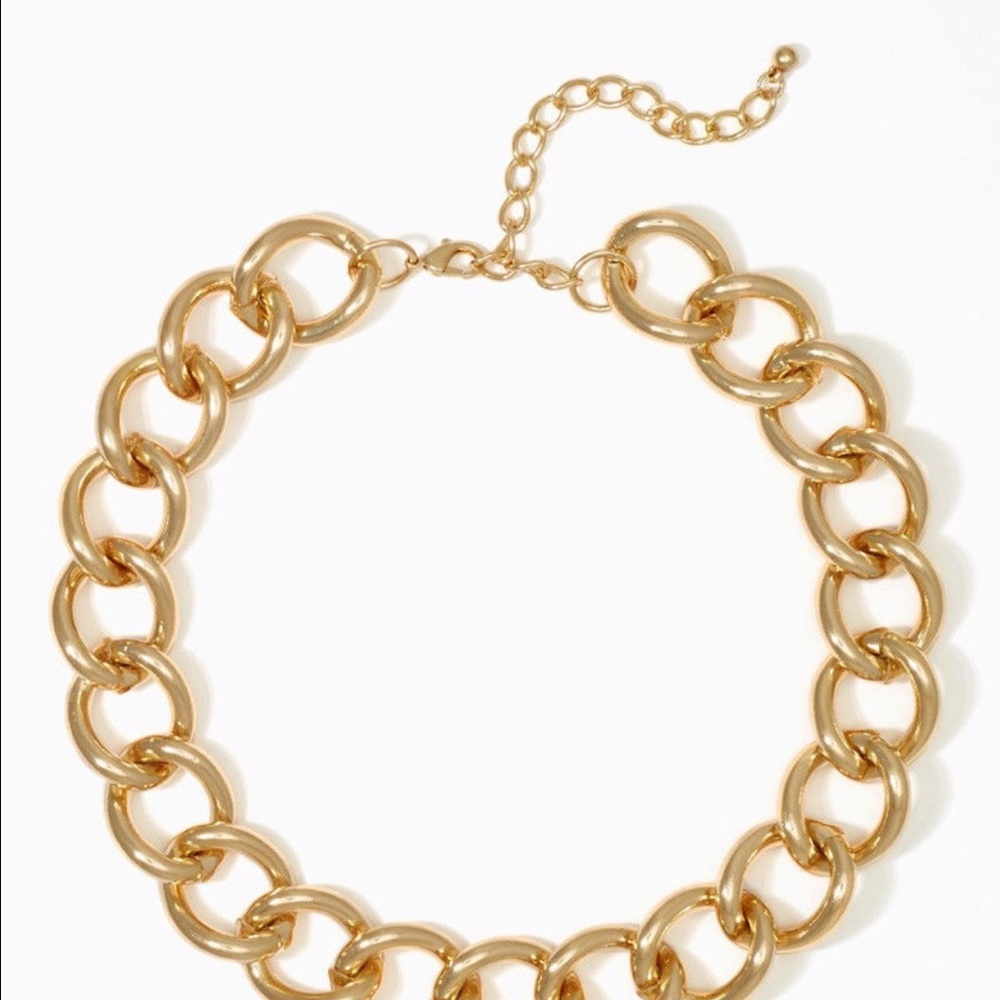 Fashionable Golden heavy chain-link necklace